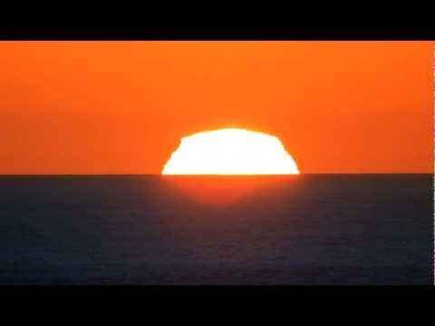 Youtube: A perfect Green Flash Sunset