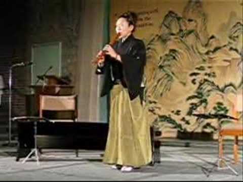 Youtube: Tomoe Kaneko Shakuhachi Performance