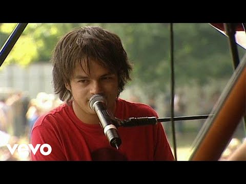 Youtube: Jamie Cullum - Twentysomething (Live at V Festival, 2004)