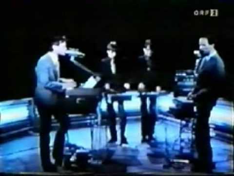 Youtube: Kraftwerk  -  Antenna (1975)