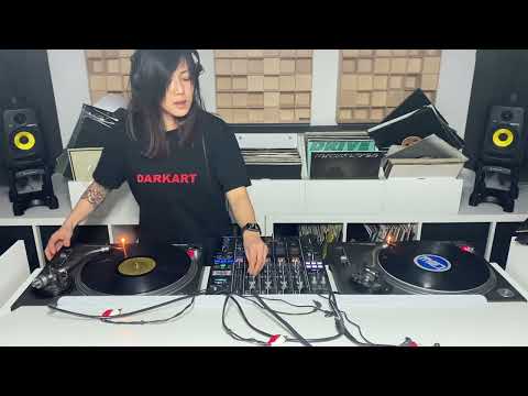 Youtube: Vinyl Session Techno/Hardtechno