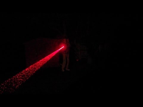 Youtube: 200mw Red laser at night