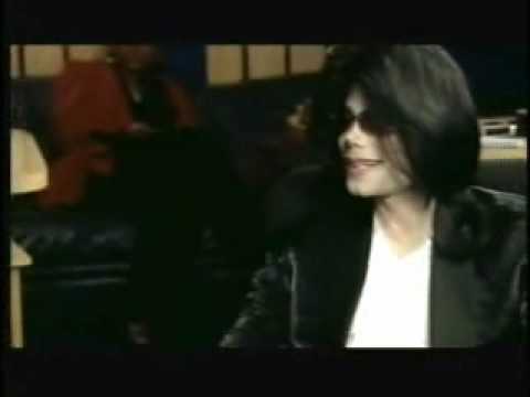 Youtube: Michael jackson in studio!!