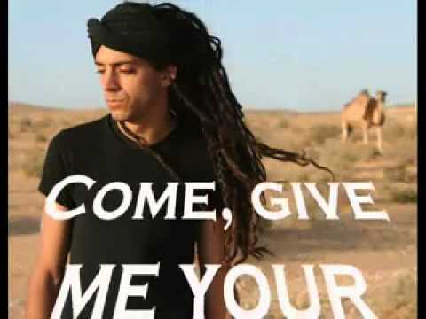 Youtube: Boee   by Israeli singer Idan Raichel