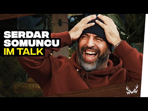 Youtube: Serdar Somuncu über Rassismus-Vorwürfe, Kritik am Staat, Pocher auf Instagram uvm. | INTERVIEW