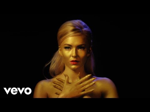 Youtube: Astrid S - Breathe