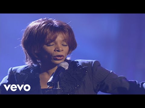 Youtube: Donna Summer - I Feel Love (from VH1 Presents Live & More Encore!)