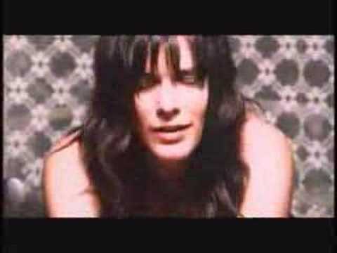 Youtube: Shivaree "I Close My Eyes"