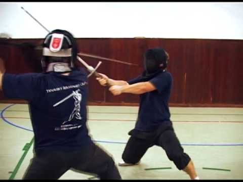 Youtube: Longsword techniques: zornhau, oben abnehmen, duplieren, mutieren