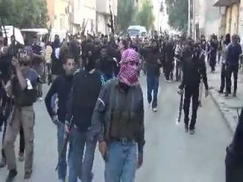 Youtube: تجول كتيبة الأمويين وكتيبة مغاوير الحرية في دمشق  9-11-2012