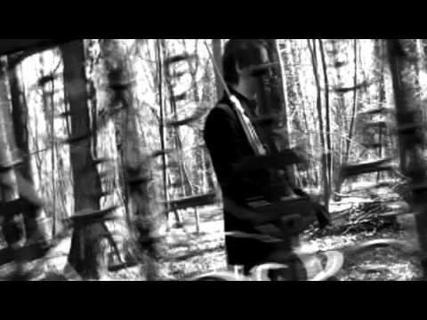 Youtube: Flutwacht - She is a wolf
