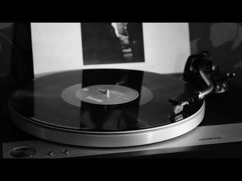 Youtube: Sting - History Will Teach Us Nothing (vinyl) 1987