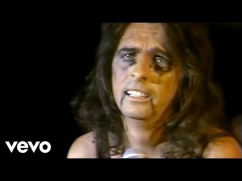 Youtube: Alice Cooper - I Never Cry