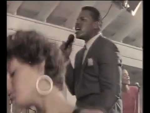 Youtube: Alexander O'Neal - Criticize