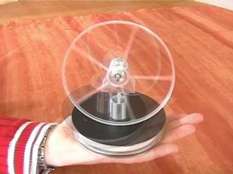 Youtube: Stirling Engine GT02 - running on hand