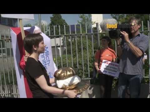 Youtube: Der Goldene Windbeutel 2011 für die dreisteste Werbelüge - Preisverleihung an Ferrero