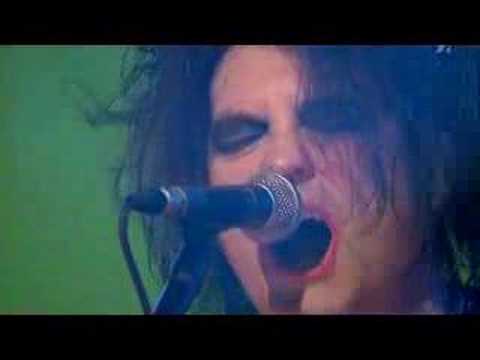 Youtube: The Cure - 'Boys Don't Cry' Live on Jools Holland