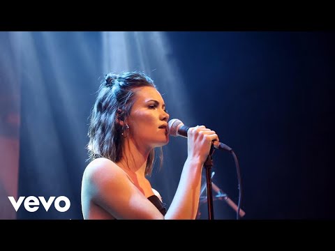Youtube: Sinead Harnett - Unconditional — Live from Jazz Cafe London