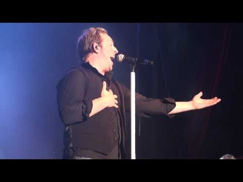 Youtube: JOHNNY REID - DARLIN - PNE - 2009