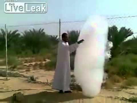 Youtube: Cloud comes down to interact with man in UAE - Amazing video or amazing fake?