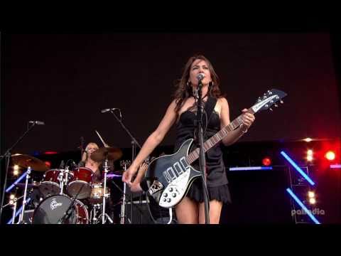 Youtube: The Bangles - Manic Monday HD (Live - 2008)