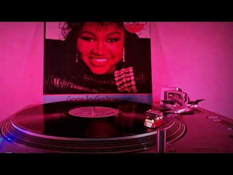 Youtube: Gwen Guthrie - (They Long To Be) Close To You - 1986