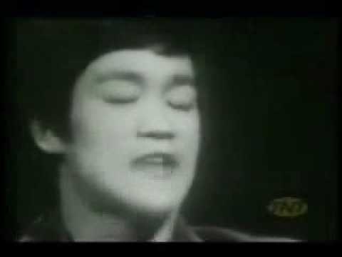 Youtube: Bruce Lee bam