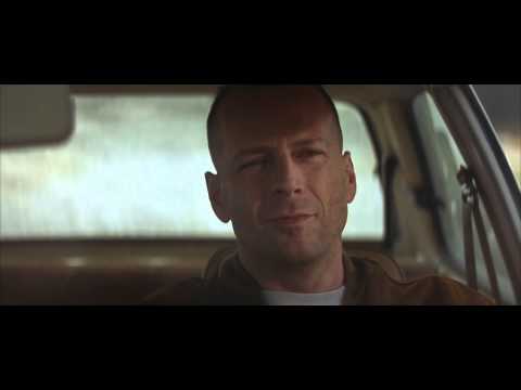 Youtube: Pulp Fiction - Flowers on the wall [HD]
