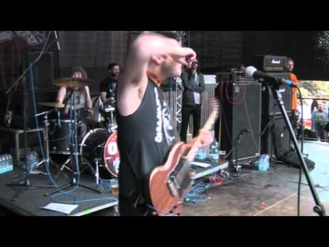 Youtube: THE VARUKERS Live At OEF 2011