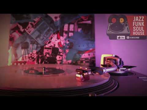 Youtube: STR4TA - When You Call Me - 2022