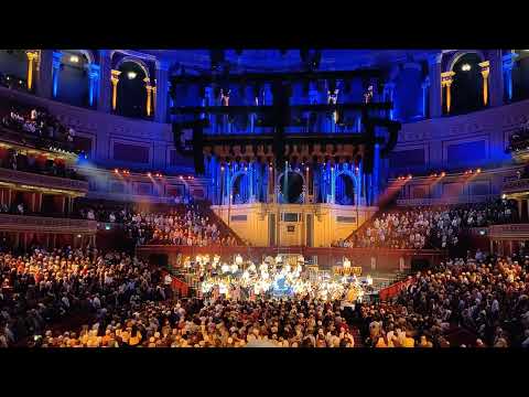 Youtube: Ukrainian national anthem live at the Royal Albert Hall | Royal Philharmonic Orchestra