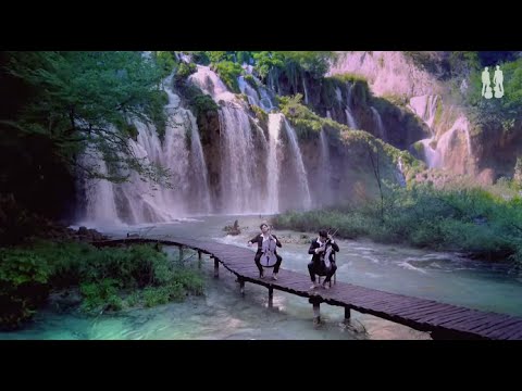 Youtube: 2CELLOS - I Will Wait [OFFICIAL VIDEO]