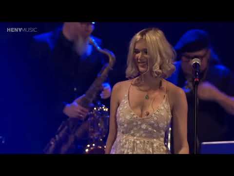 Youtube: Joss Stone with "I Put A Spell On You"