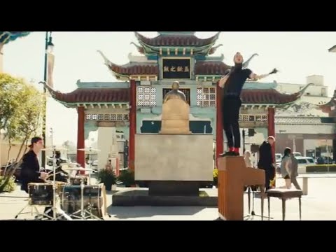 Youtube: twenty one pilots: Tear In My Heart [OFFICIAL VIDEO]