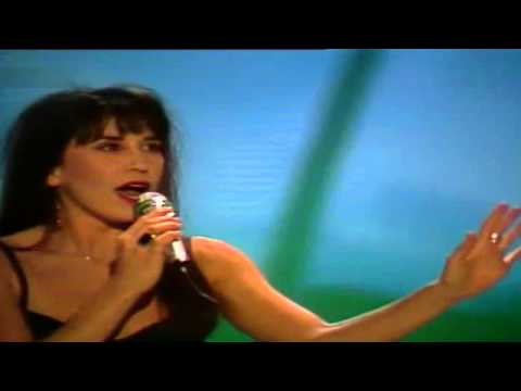 Youtube: Kate Yanai - Summer dreaming (Bacardi Feeling) 1991