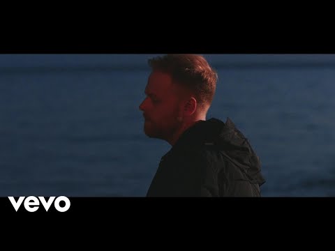 Youtube: Tom Walker - Leave a Light On (Official Video)