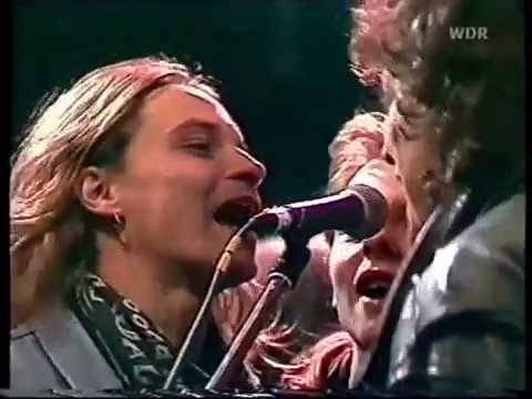 Youtube: AG Arsch Huh - Arsch huh, Zäng ussenander 09.11.1992 (Chlodwigplatz Köln)