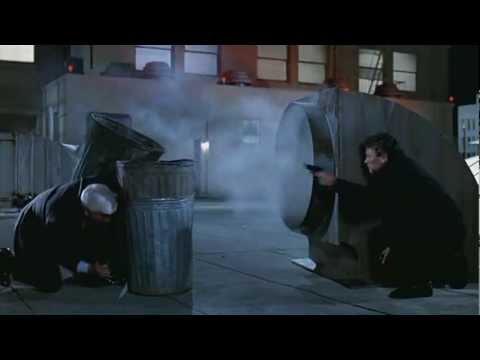 Youtube: Naked Gun 2 1/2 - Gun Fight