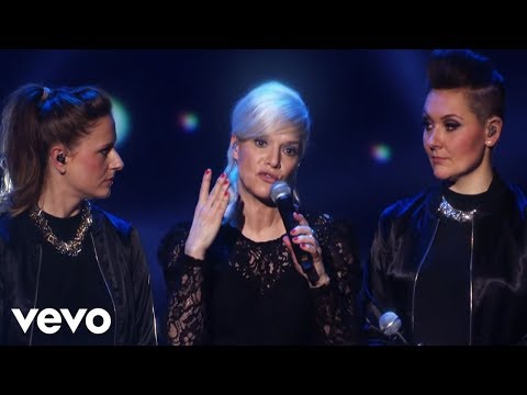 Youtube: Ina Müller - Bei jeder Liebe (Live)