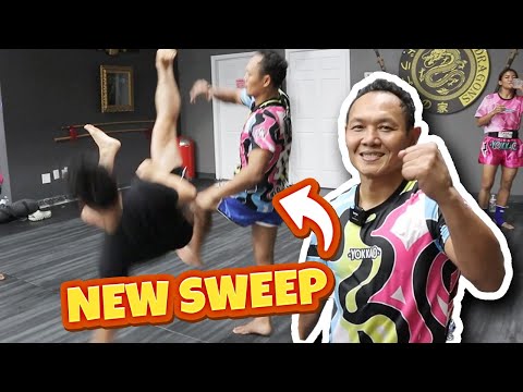 Youtube: Saenchai Taught Me His New Tricks