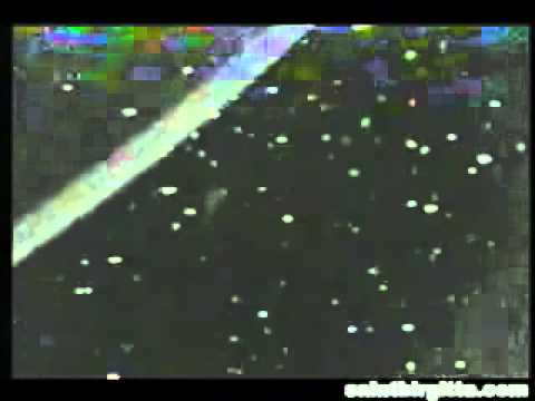 Youtube: Ufo activity recorded in outer space "INCREDIBLE FOOTAGE"