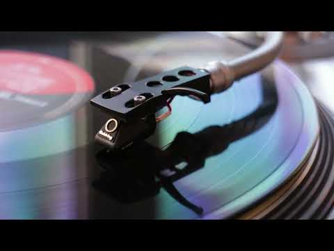 Youtube: Tracy Chapman - Baby Can I Hold You (1988 Vinyl LP) - Technics 1200G / Goldring G1042