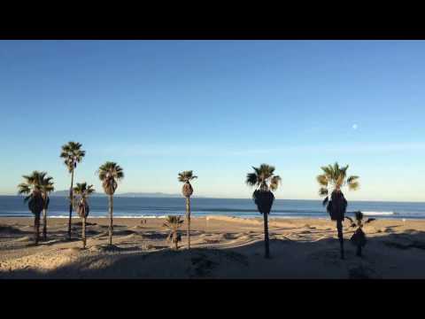 Youtube: Spectacular time-lapse of sunrise on Malibu beach in California