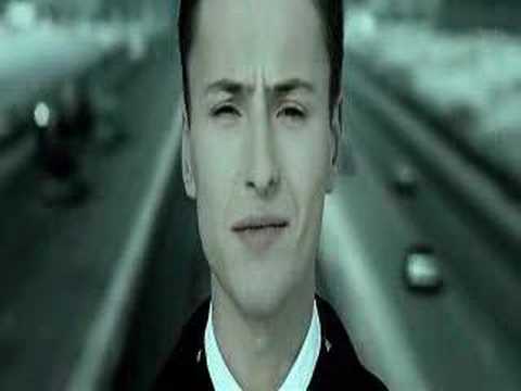 Youtube: Vitas - Лебедь  мой  我的天鵝 My Swan