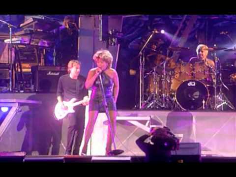 Youtube: 18   Tina Turner   Addicted To Love   LIVE