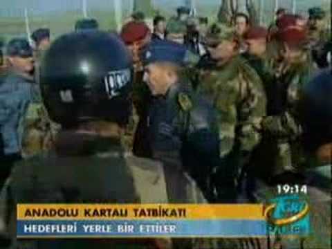 Youtube: Turkish Red Berets/Anadolu K. Tatbikatı/Bordo BerelilerZNH