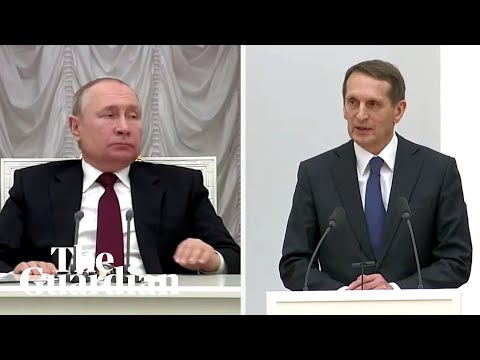 Youtube: 'Speak directly!': Putin has tense exchange with his chief spy