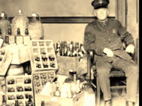 Youtube: Mississippi Sheiks-Bootlegger's Blues