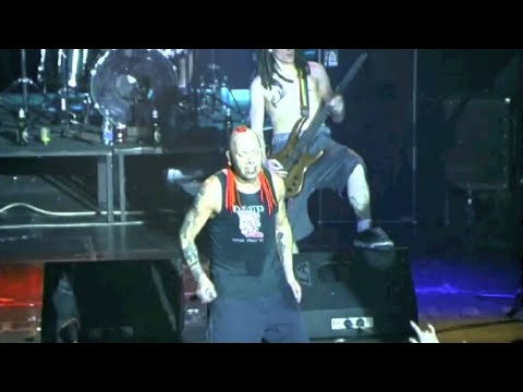 Youtube: THE EXPLOITED - Beat The Bastards (OFFICIAL LIVE VIDEO)