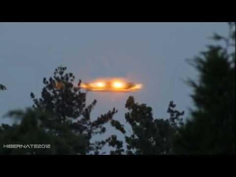 Youtube: UFO CAPTURED OVER JING XIAN, SHANXY FUPING, IN CHINA (2011)